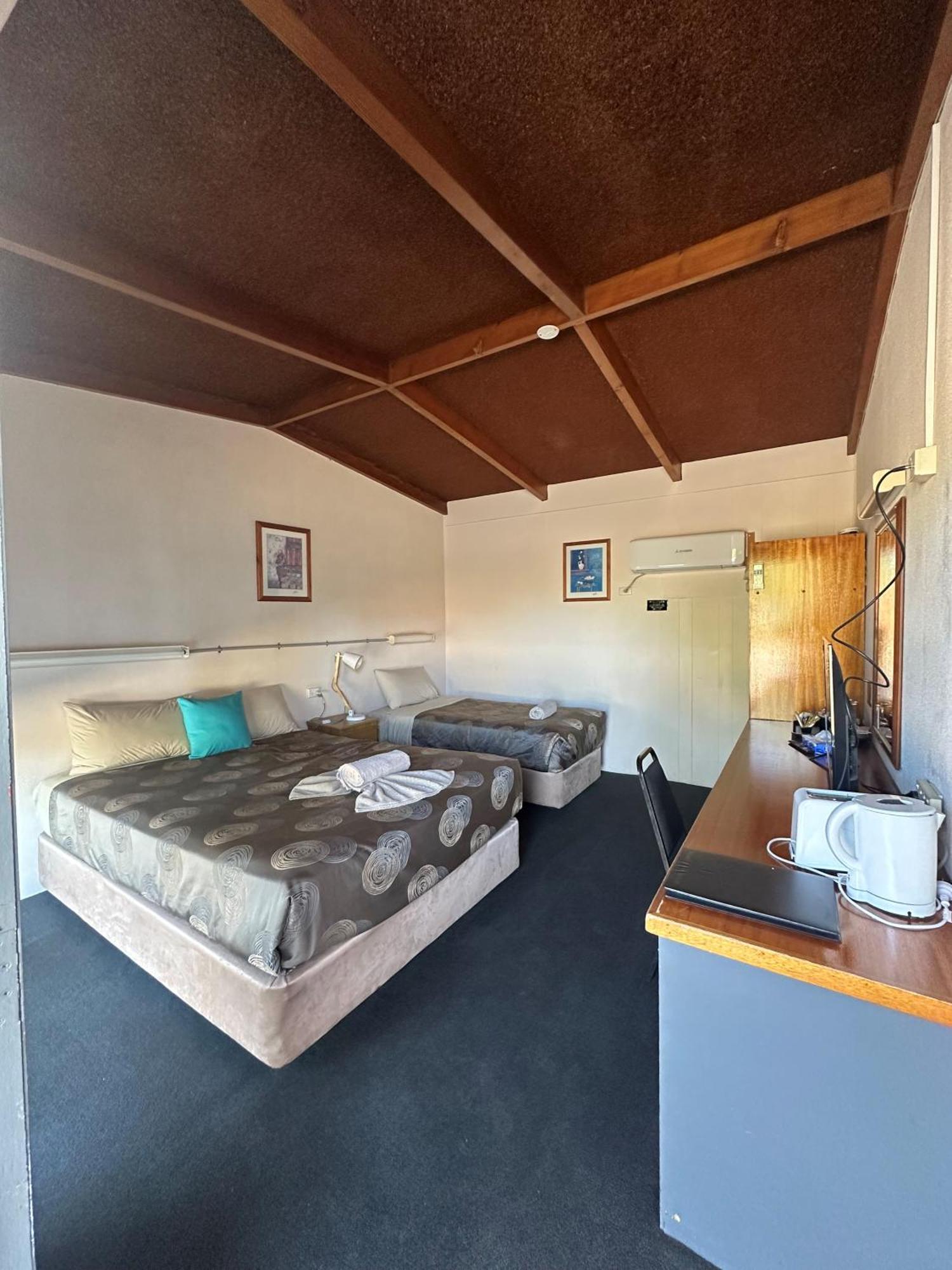 Copper City Motel Cobar Eksteriør billede