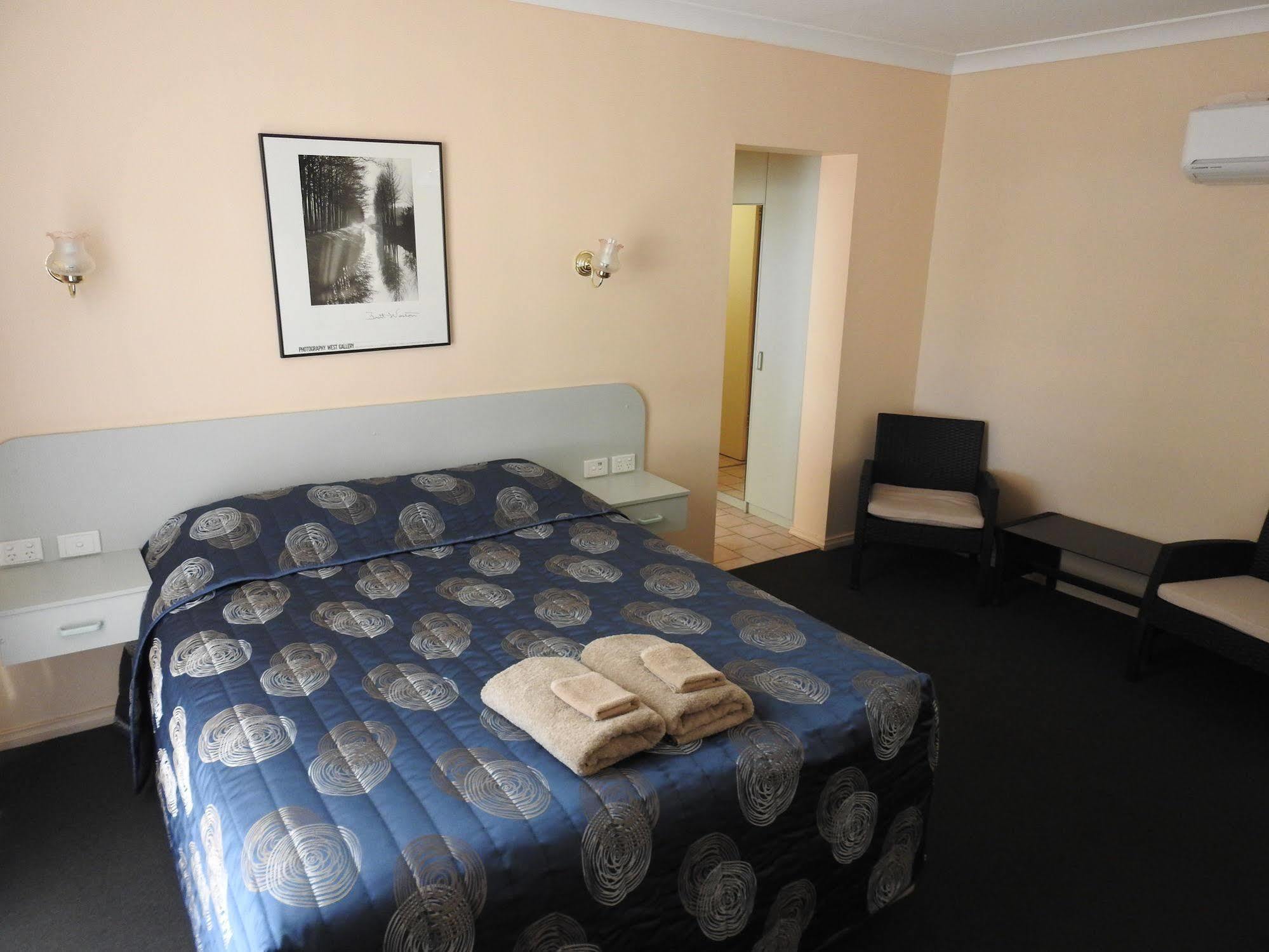 Copper City Motel Cobar Eksteriør billede